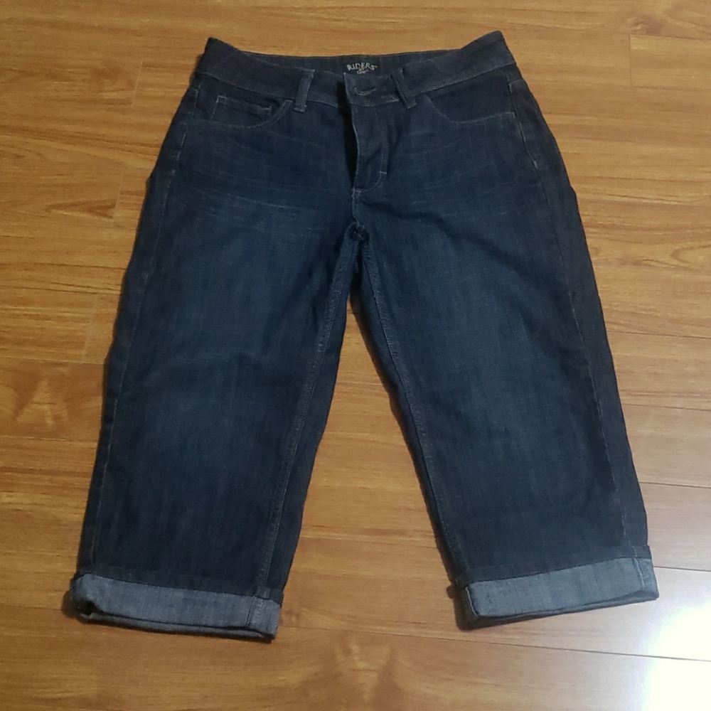 Capri Size 10 M Jeans